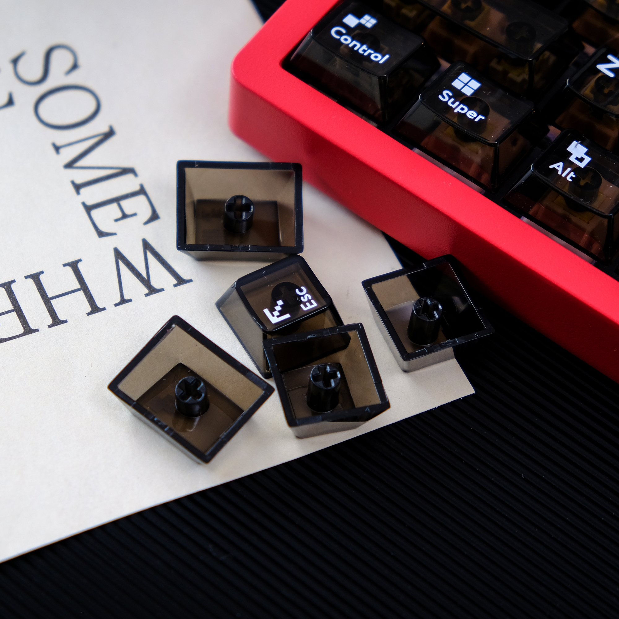 114 Keys Black Crystal Transpa - Keyboard Gaming Black ulasan dan harga