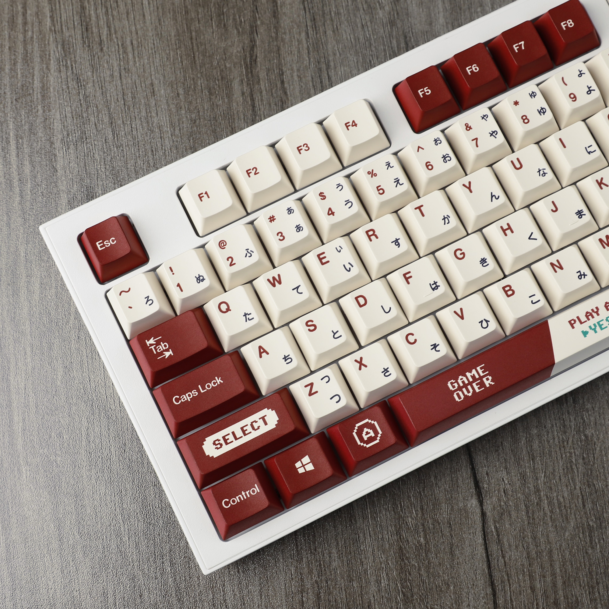 Gameboy Retro Red Beige Dye Su - Gaming Keyboard Tkl ulasan dan harga